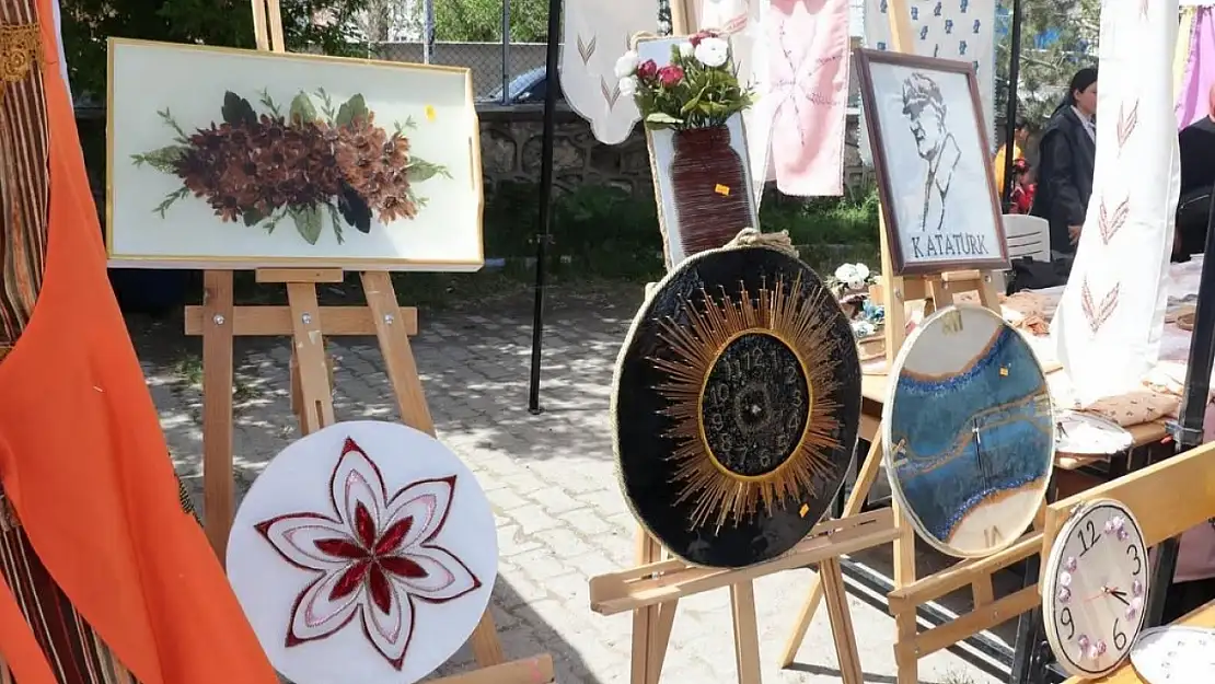 Diyadin'de geri dönüşüm sanata dönüştü