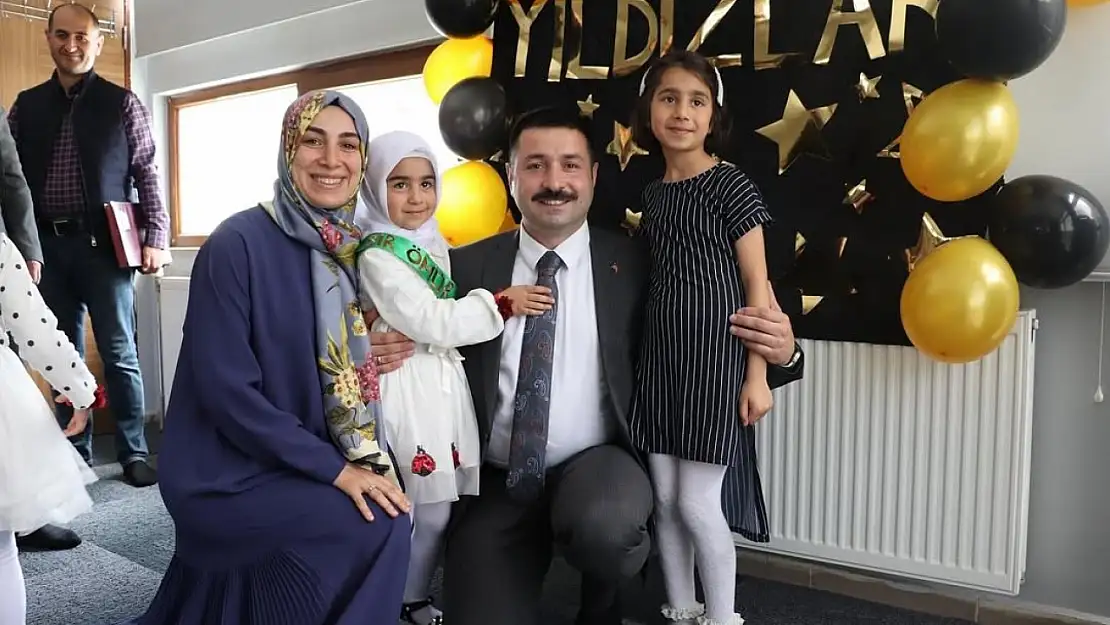 Diyadin kaymakamı Karali, miniklerin sevincine ortak oldu