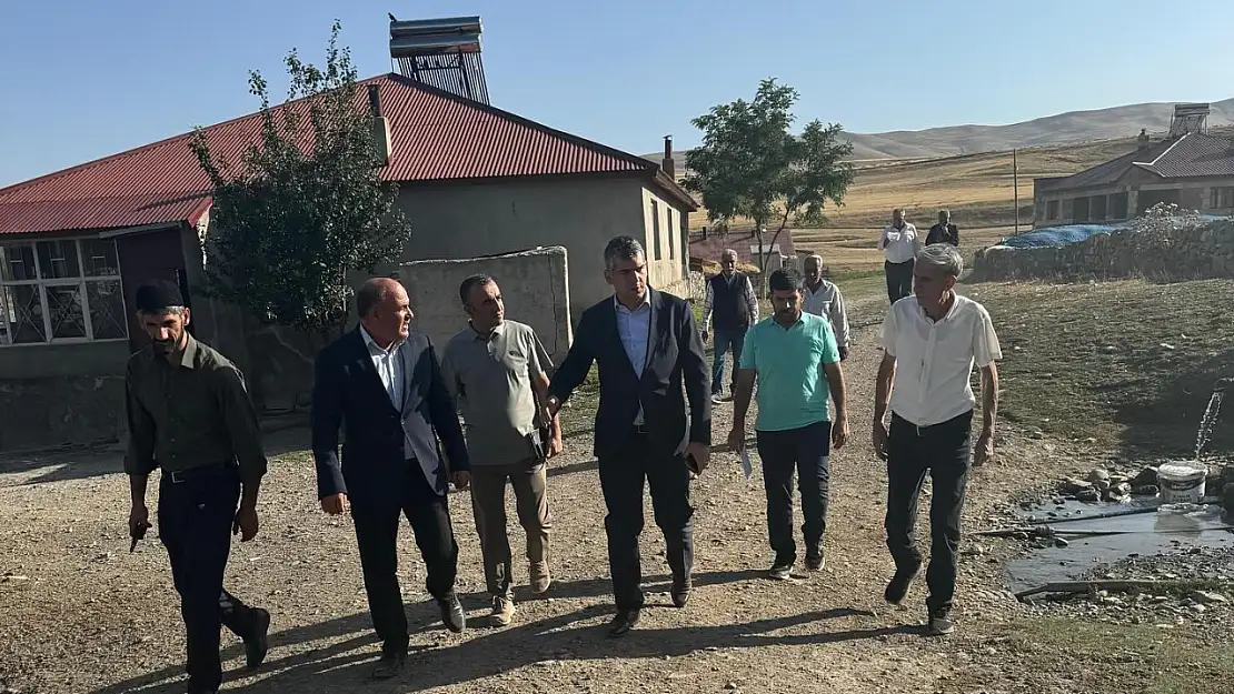 Diyadin köylerinde altyapı ve yol çalışmaları hızla ilerliyor