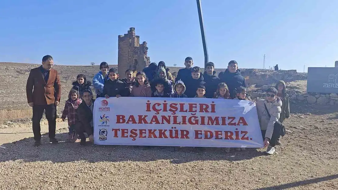 Diyarbakır'ın Zerzevan Kalesi'nde çocuklar tarihle buluştu