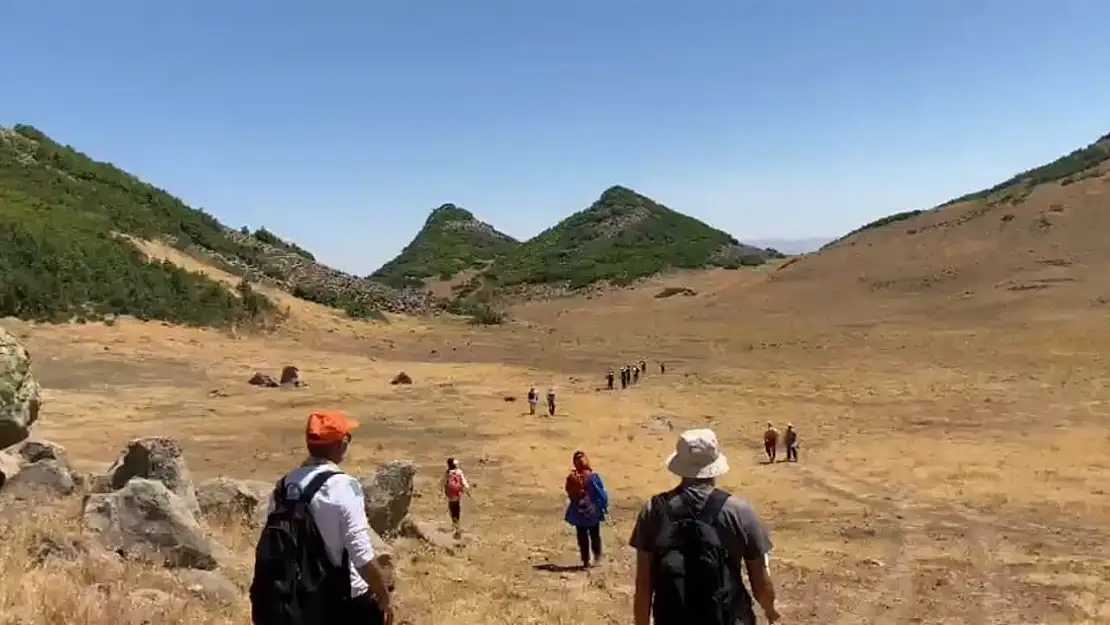 Doğaseverler Kırkor Dağı'nda yürüyüşle doğa sevgisini artırdı