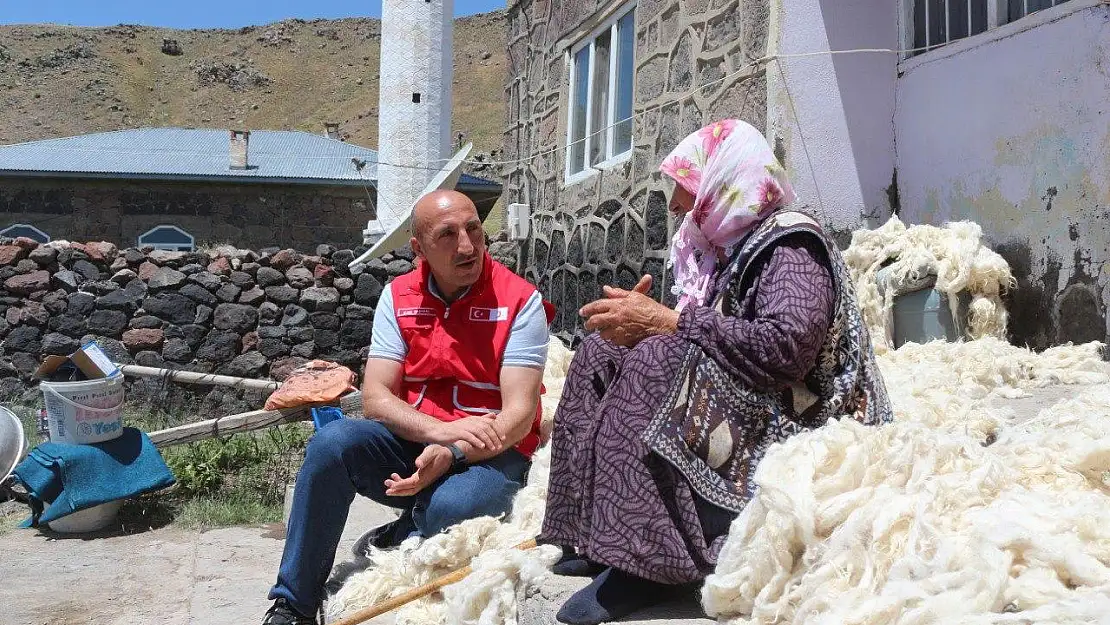 Doğubayazıt Kızılay Şubesi ilçeler arasında Türkiye birincisi oldu