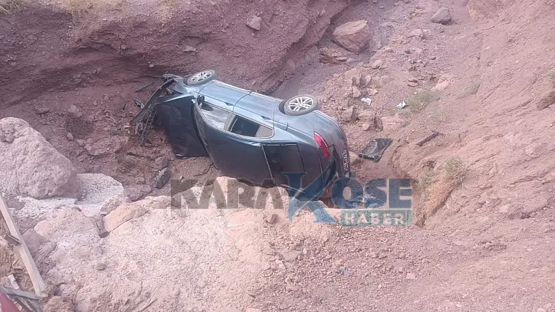 Doğubayazıt'ta bir araç şarampole uçtu: 1 yaralının durumu ağır