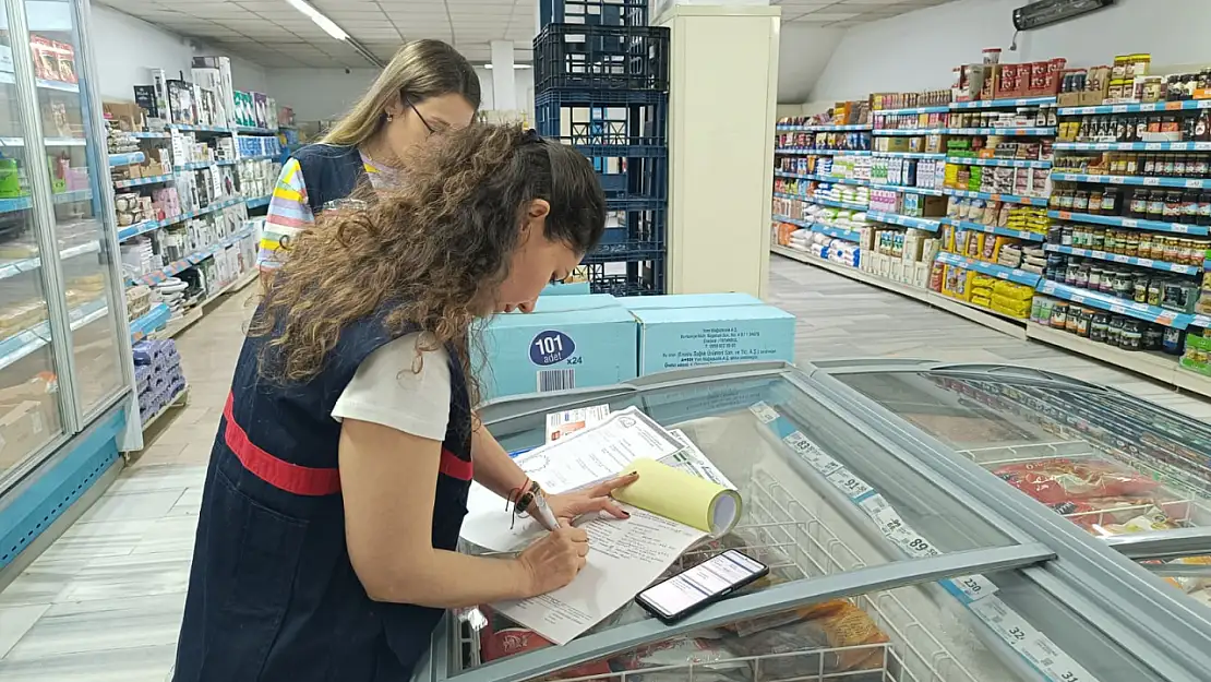 Doğubayazıt'ta gıda denetimleri sıkılaştı: İşletmelere karekod uyarısı