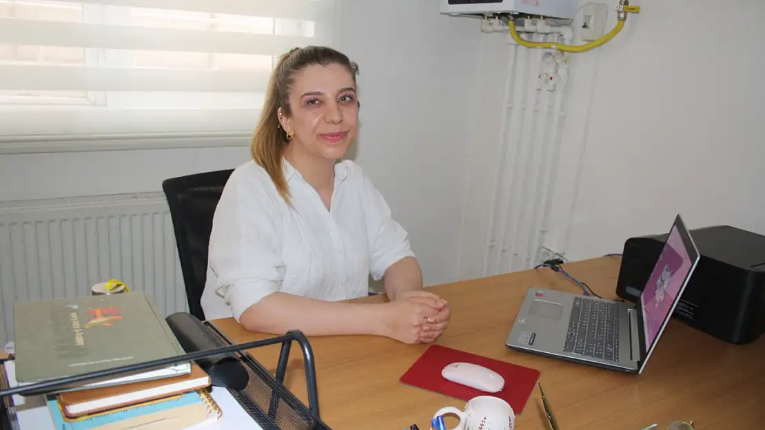 Doğubayazıt'ta uzmanından, çocuklarda ekran bağımlılığına karşı ailelere uyarı