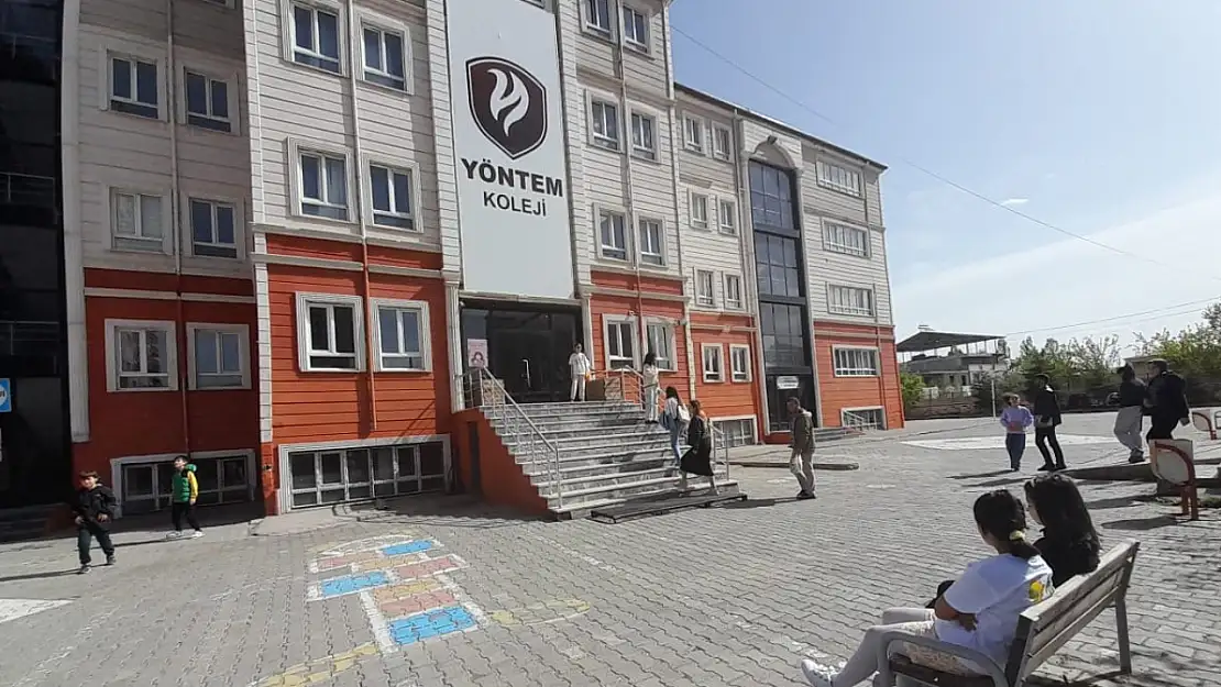 Doğubayazıt Yöntem Koleji üç yıl üst üste birinci oldu