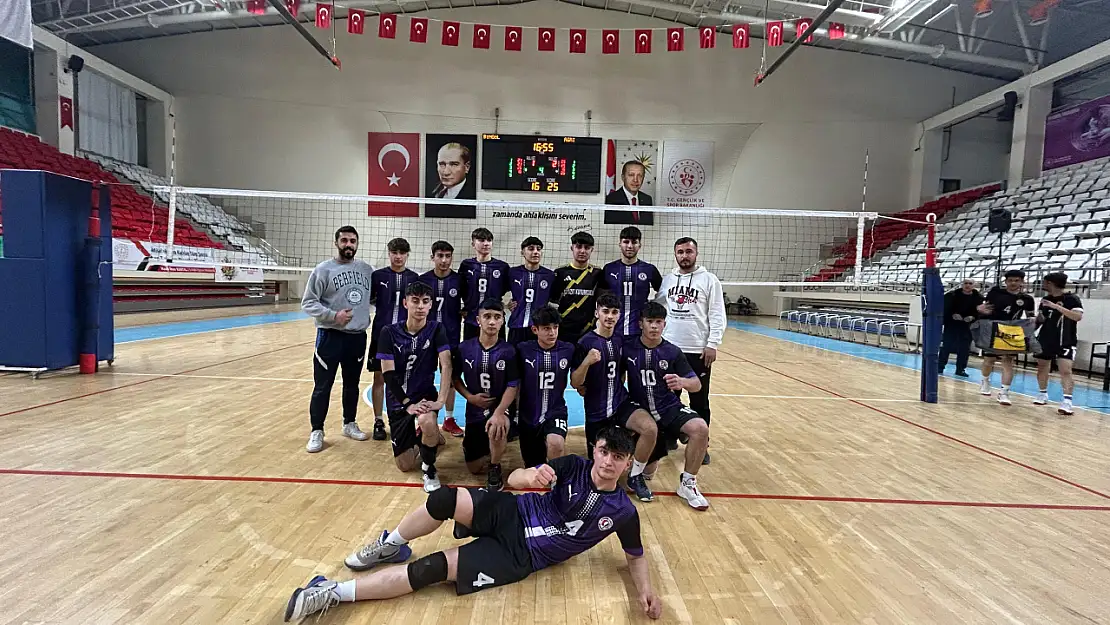 Doğubayazıtlı gençler voleybol bölge turnuvasında fark yarattı