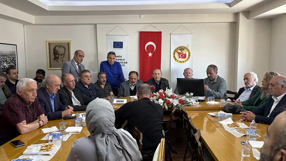 Doğudaki gazeteciler sandık başına gittiler