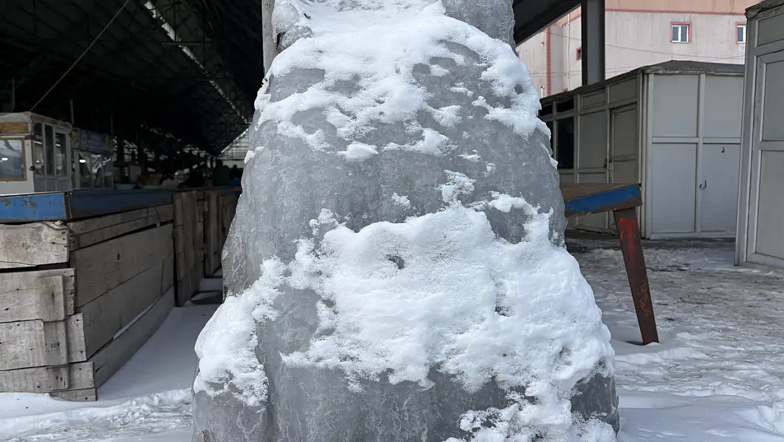 Dondurucu soğuklar Ağrı'yı esir aldı