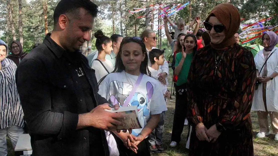 Ekranlardan Uzak, Aileyle Yakınlaş: Erzurum'da Dijital Detoks Keyfi!