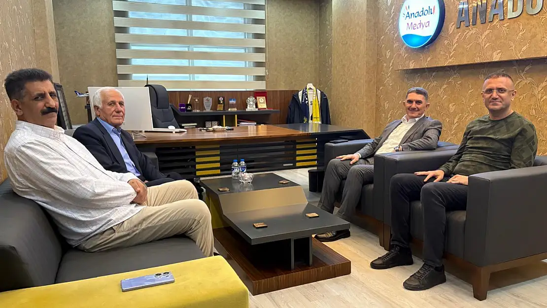 Ekrem Çelebi'den Ağrı Çalışan Gazeteciler Cemiyeti'ne anlamlı ziyaret