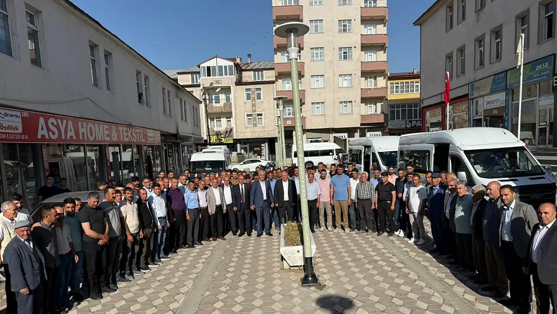 Eleşkirt'ten Malazgirt'e tarihi yolculuk başladı