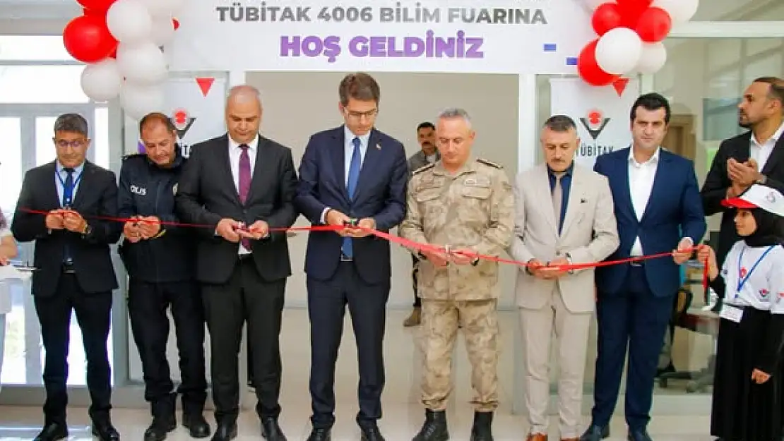 Erciş BİLSEM'de TÜBİTAK 4006 Bilim Fuarı Coşkusu