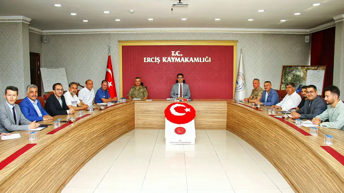 Erciş'te 15 Temmuz Demokrasi ve Millî Birlik Günü Değerlendirme Toplantısı Yapıldı