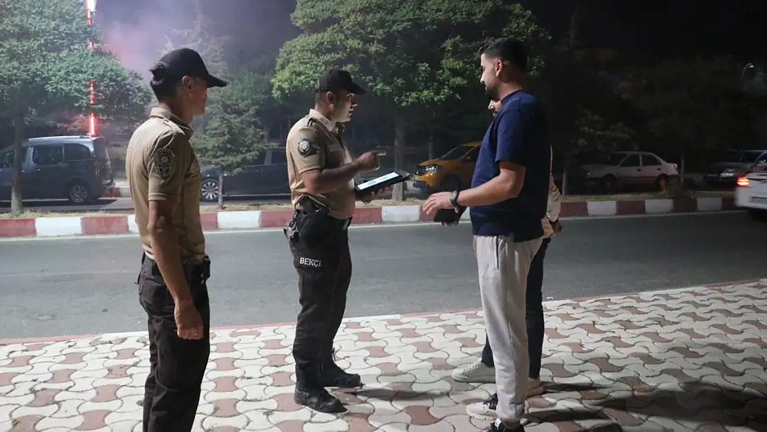 Erciş'te Gece Kartalları Huzur ve Güvenlik İçin Görev Başında