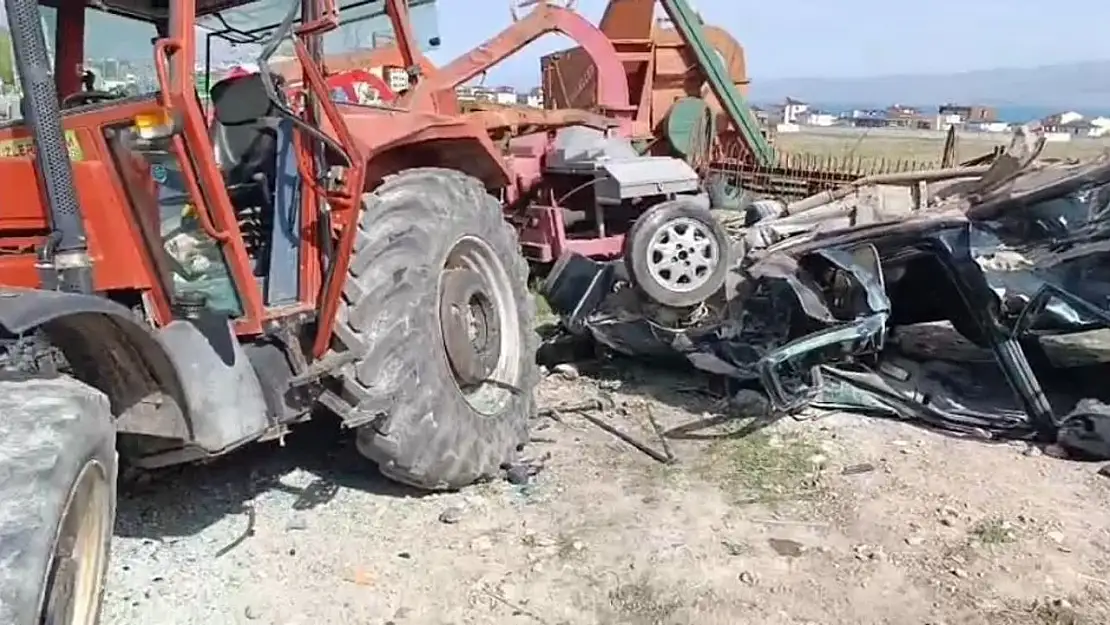 Erciş'te traktör kazasında çocuk hayatını kaybetti
