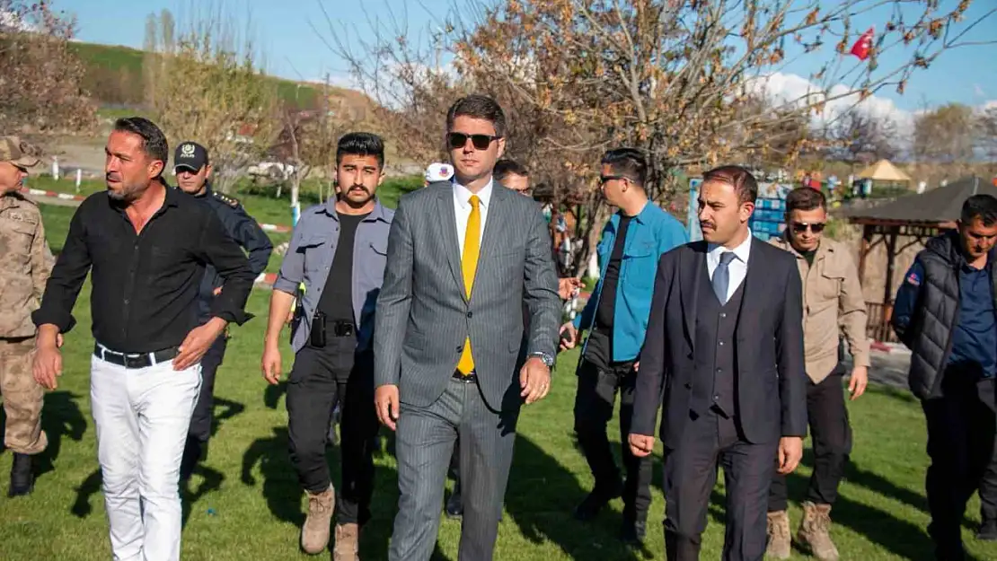 Erciş'te Uluslararası İnci Kefali Göçü Kültür ve Sanat Festivaline Hazırlıklar Hızla Devam Ediyor