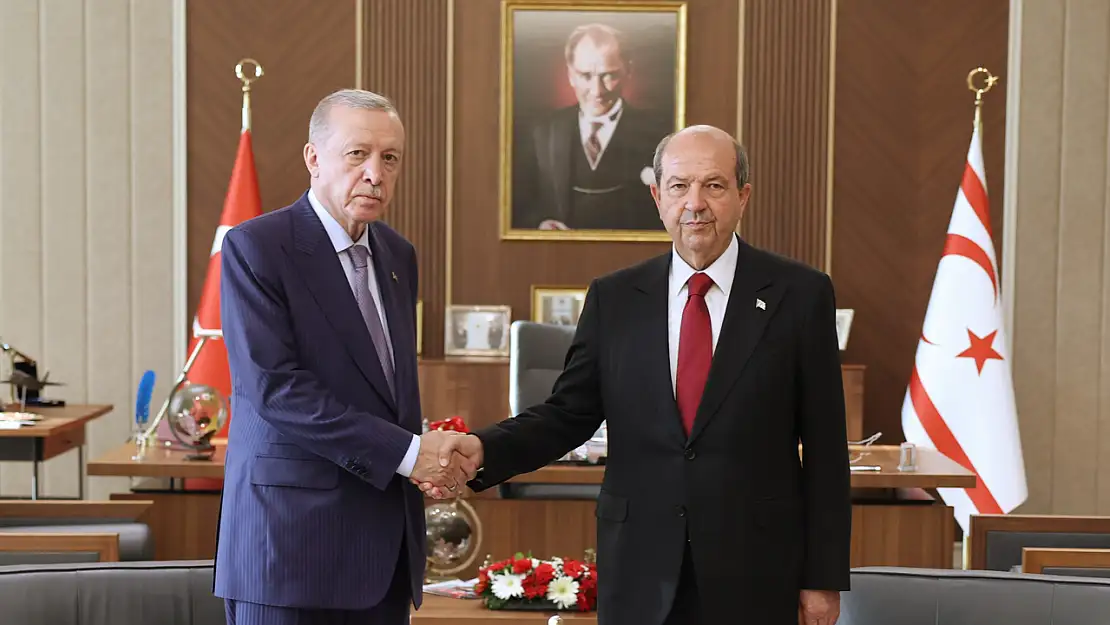 Erdoğan, KKTC'de Tatar ile bir araya geldi Barış Bayramı törenlerine katılacak