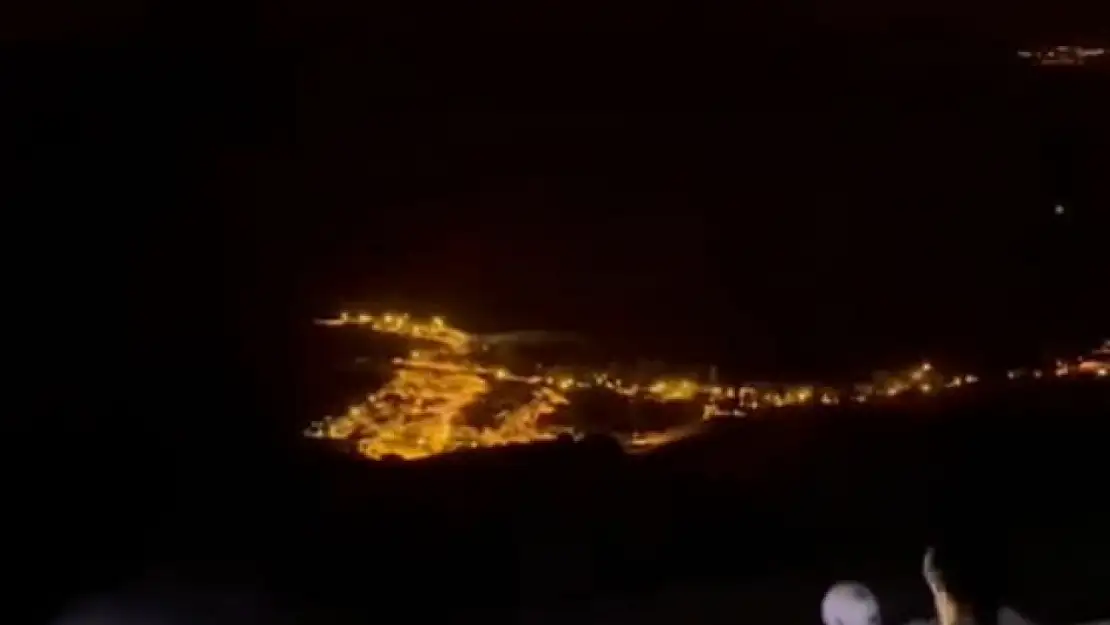 Erek Dağı'nda Van Gölü Mavi Kalsın yürüyüşü ile doğaya dikkat çekildi