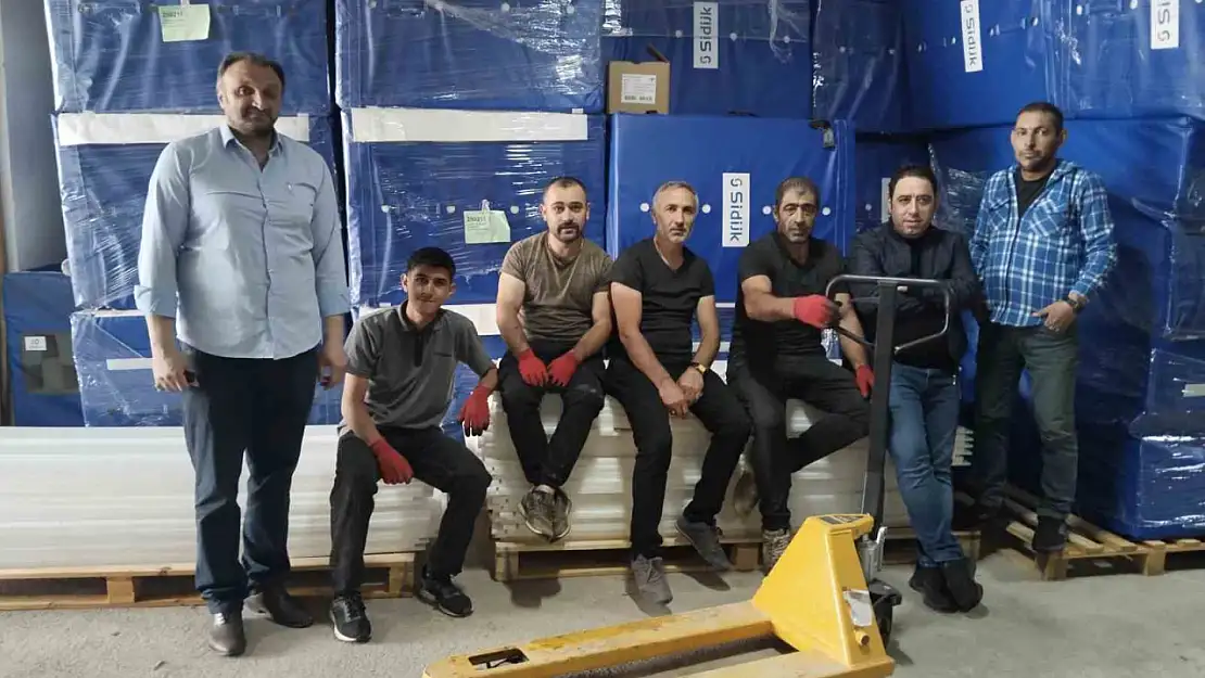 Erzurum'a Short Track için uluslararası standartlarda yeni buz minderleri ulaştı