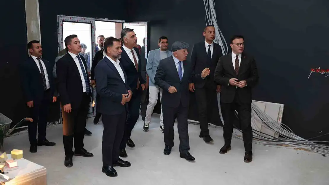 Erzurum Başkanları, Şükrüpaşa'da Yeni Marketi İnceledi: Yeni Projeler Yolda!