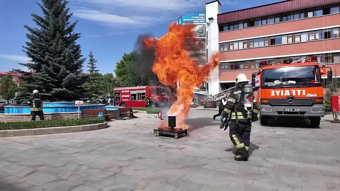 Erzurum Belediyesi'nden gerçekçi yangın tatbikatı ile acil durum hazırlığı artırıldı