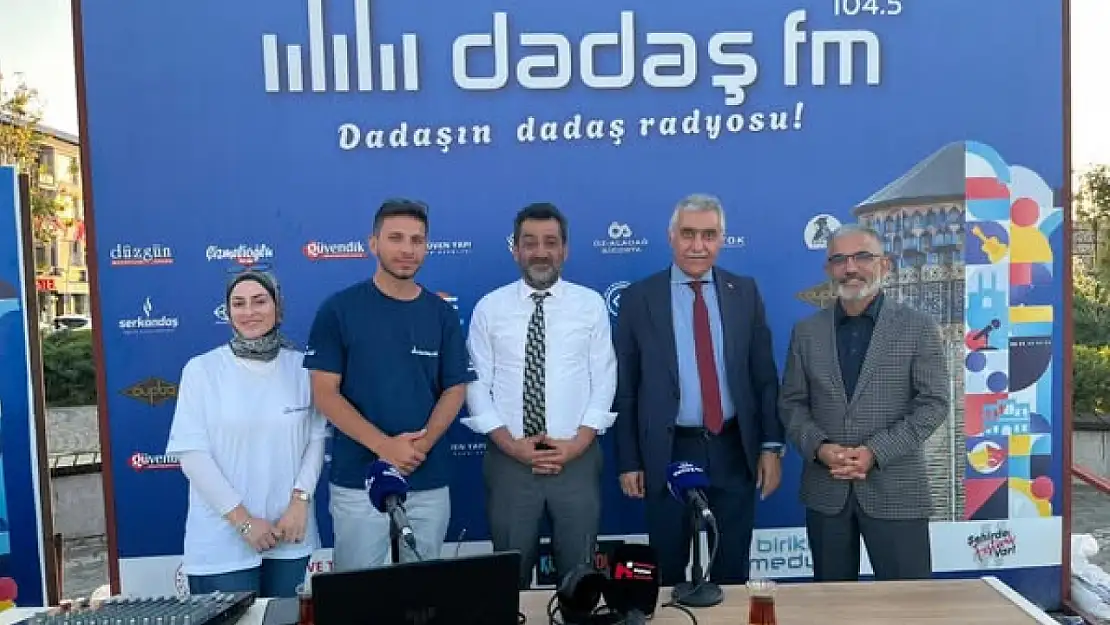 Erzurum Büyükşehir Belediyesi Genel Sekreteri Zafer Aynalı, Dadaş FM'in Canlı Yayın Konuğu Oldu