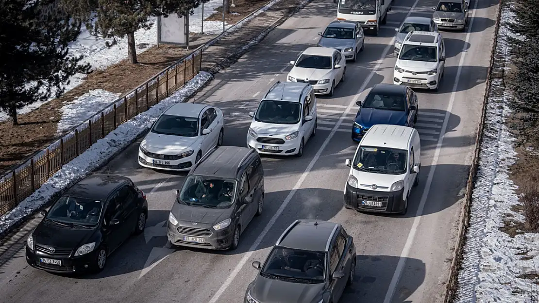 Erzurum'da araç sayısındaki hızlı artış hava kirliliğini artırıyor