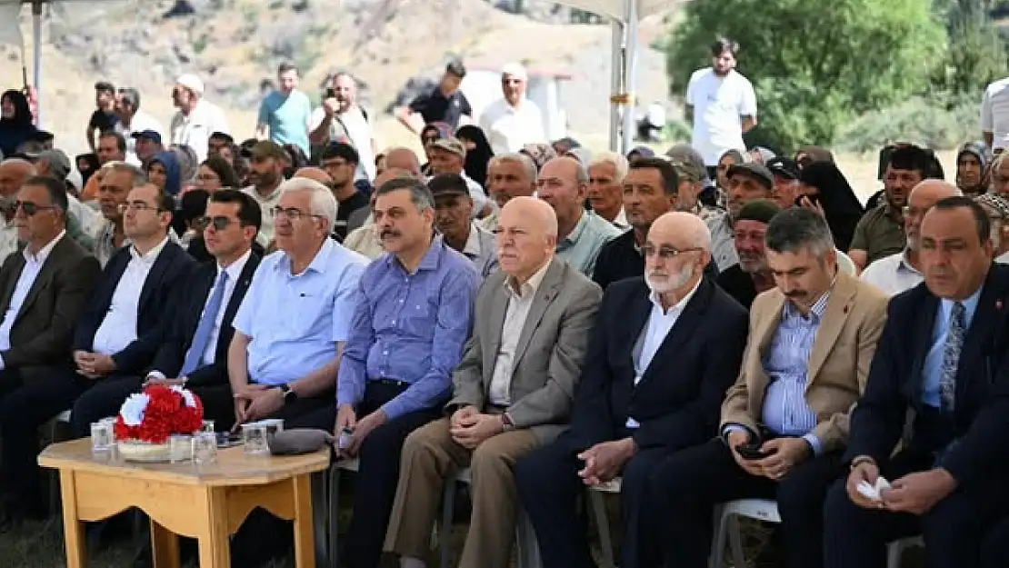 Erzurum'da Âşık Sümmani Anma Etkinliği: Vali Mustafa Çiftçi Buluşmaya Katıldı