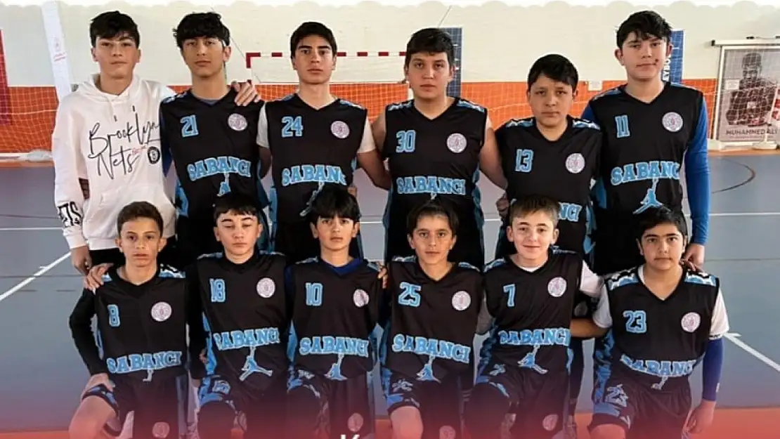 Erzurum'da basketbolda çifte şampiyonluk