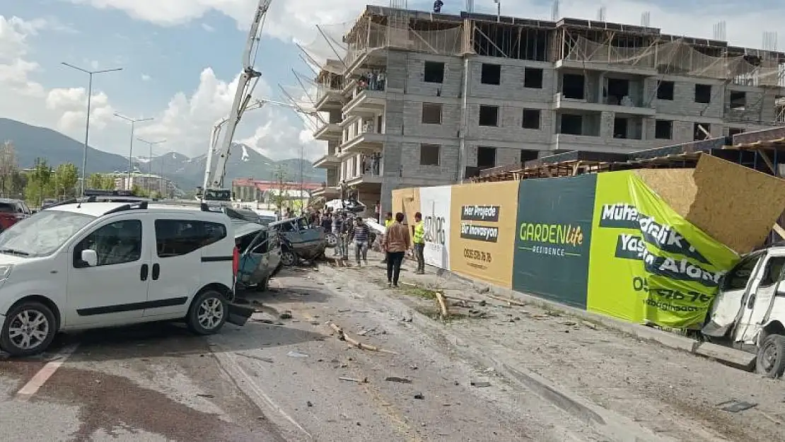 Erzurum'da Dehşet Anları Beton Mikseri Trafiği Altüst Etti
