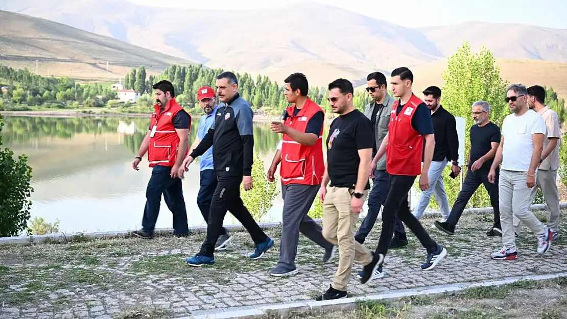 Erzurum'da Genç Kızılay Kampı Başladı: 300 Gönüllü Afet Eğitiminde
