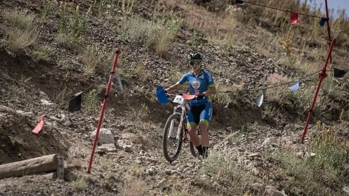 Erzurum'da Heyecan Dolu Palandöken MTB Kupası Yarışları Start Aldı