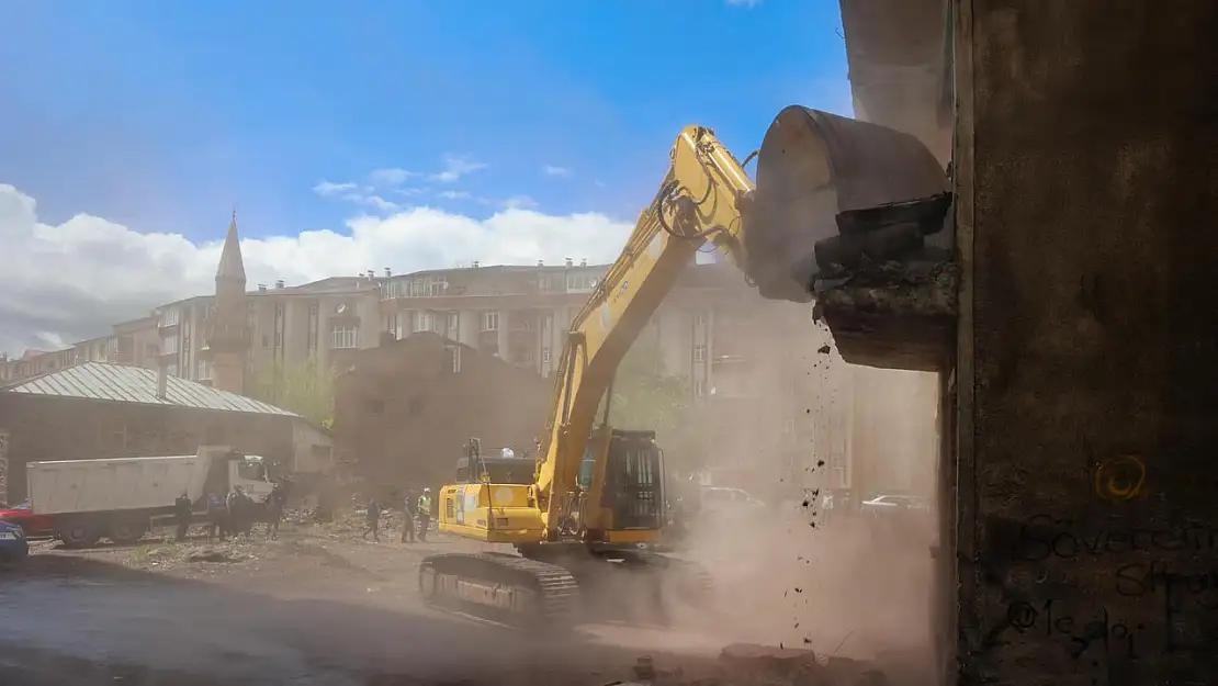 Erzurum'da Kentsel Dönüşüm Adımı Çırçır Camii İçin Yıkım Töreni Gerçekleştirildi
