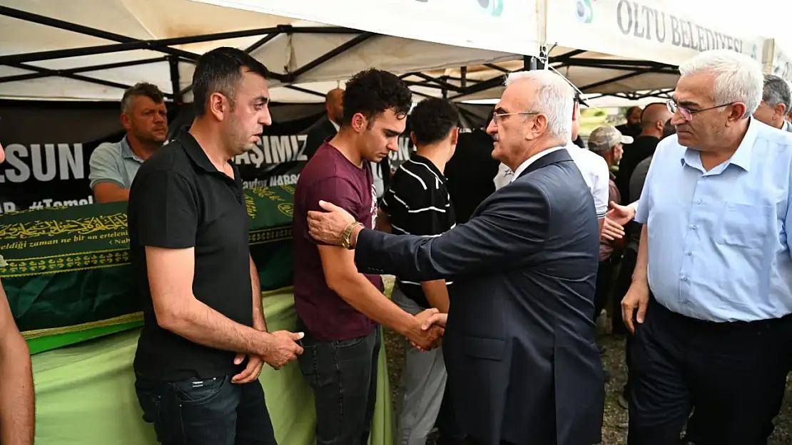 Erzurum'da Maden Ocağındaki Göçükte Hayatını Kaybeden İşçiler Son Yolculuğuna Uğurlandı