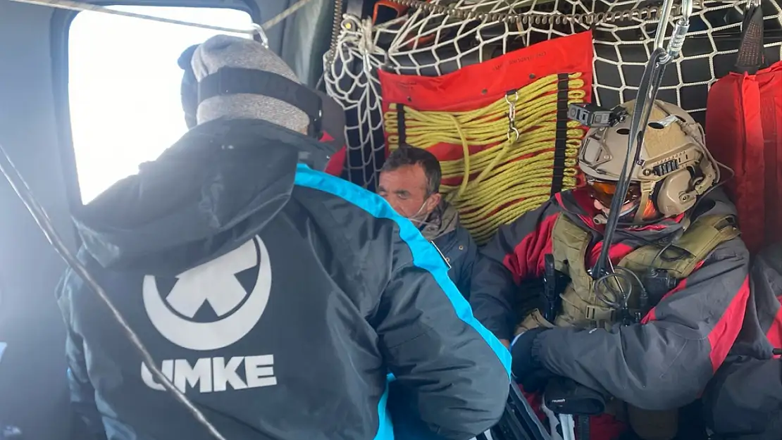 Erzurum'da mezrada 15 gündür haber alınamayan kişiye helikopterle ulaşıldı