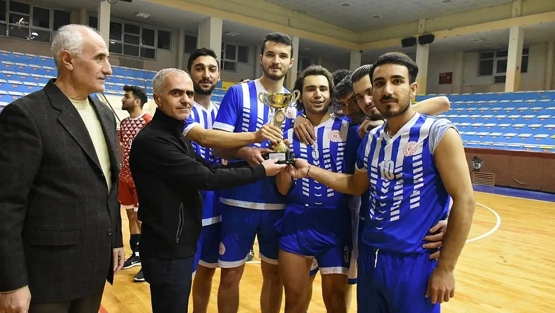 Erzurum'da nefes kesen YURTLİG voleybol heyecanı