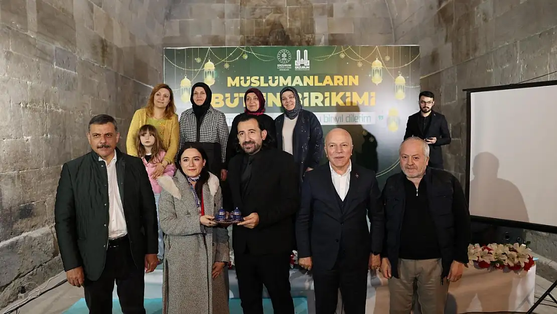 Erzurum'da Osmanlı'dan günümüze İslam mirası konuşuldu