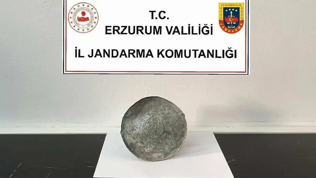 Erzurum'da Piknikte Bulunan Bronz Disk Parçası Tarihi Eser Olarak Tespit Edildi