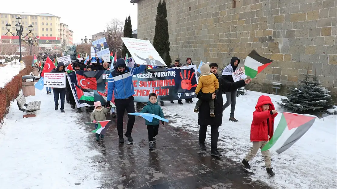 Erzurum'da sağlık çalışanları soğuk havaya rağmen Gazze için yürüdü