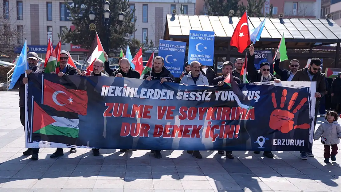 Erzurum'da sağlık çalışanlarından Doğu Türkistan için sessiz yürüyüş