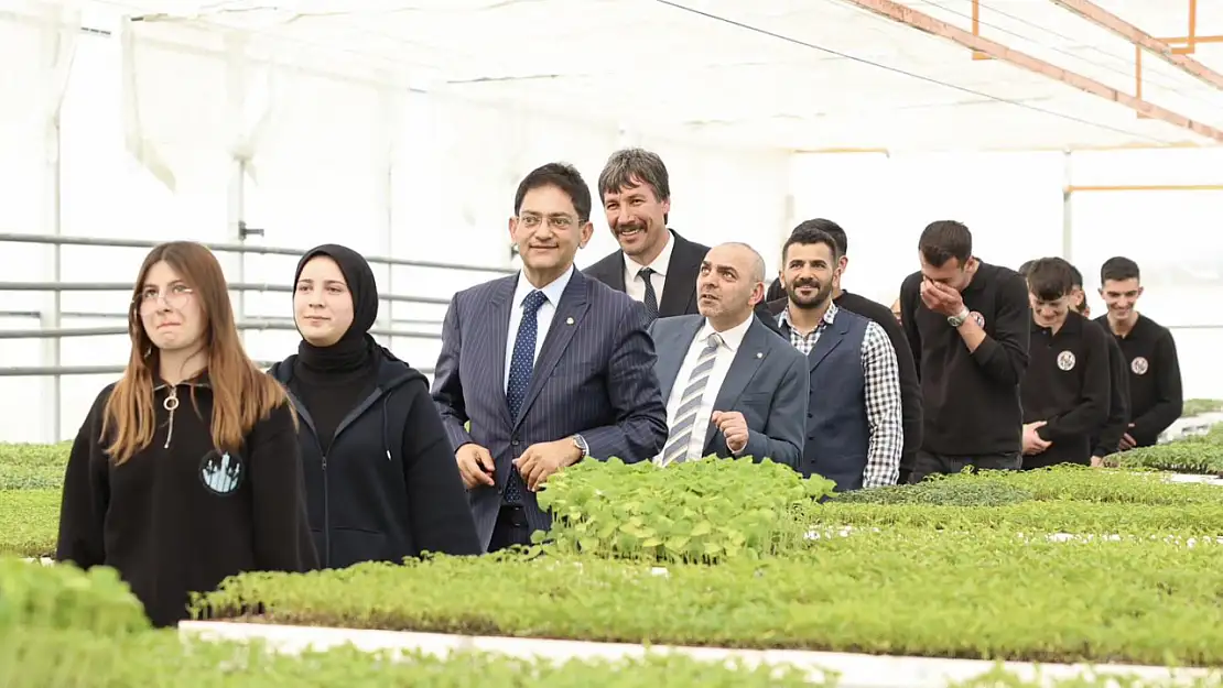 Erzurum'da Tarım Eğitimine Örnek Model: Aziziye'deki Tarım Lisesi Dikkat Çekiyor