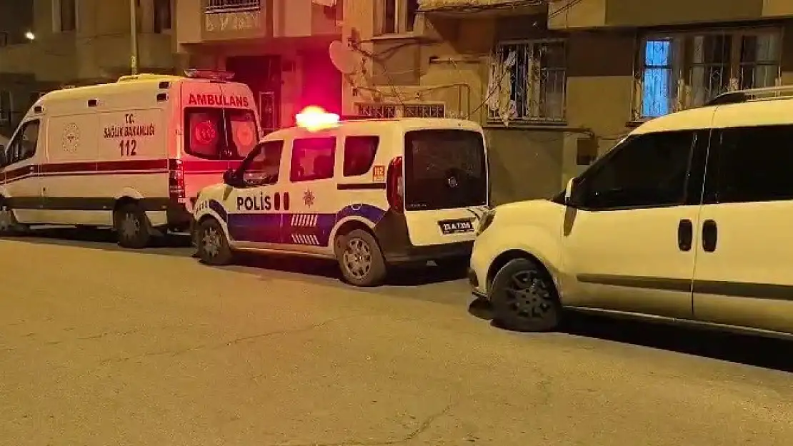 Erzurum'da yalnız yaşayan 82 yaşındaki adam evinde ölü bulundu, otopsi yapılacak.