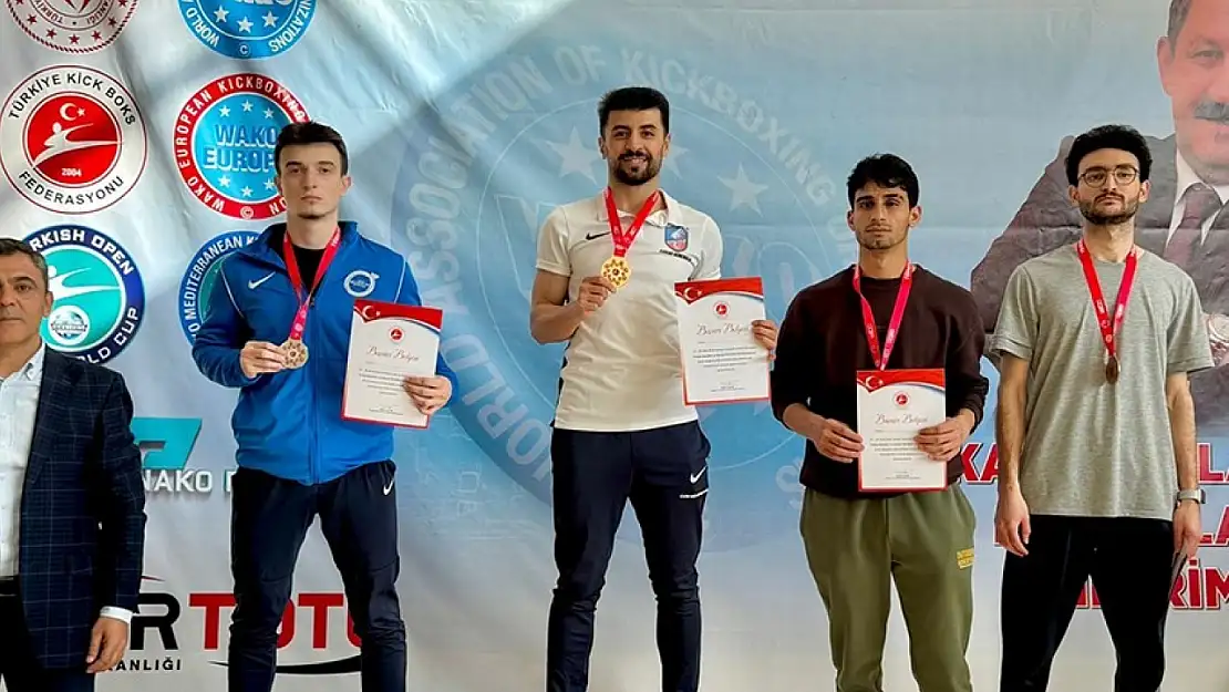 Erzurum Teknik Üniversitesi Kick Boks'ta fırtına gibi esti