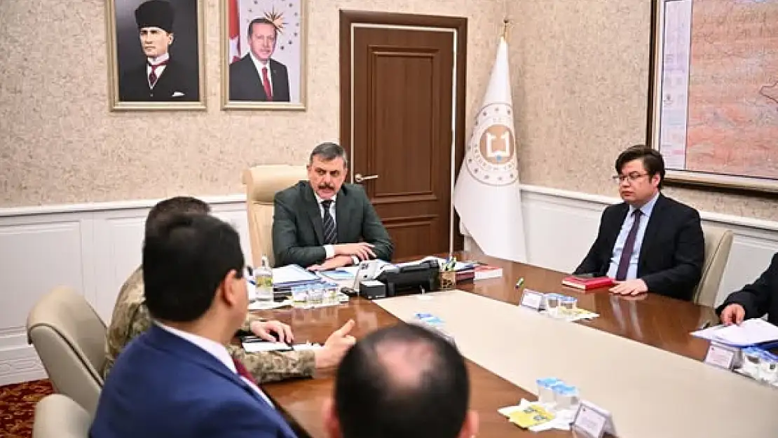Erzurum Valiliği'nde İl Millî Eğitim Müdürlüğüne Devredilecek Binalarla İlgili Değerlendirme Toplantısı