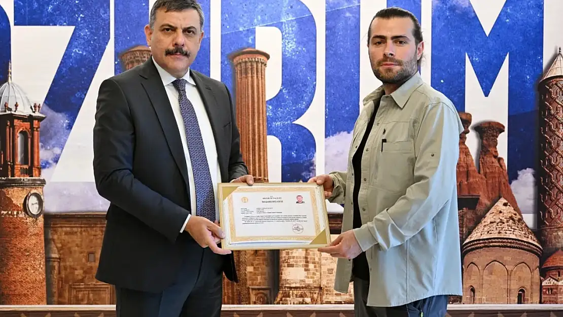 Erzurum Valisi Çiftçi'den Unutulmaz Vefa Göstergesi