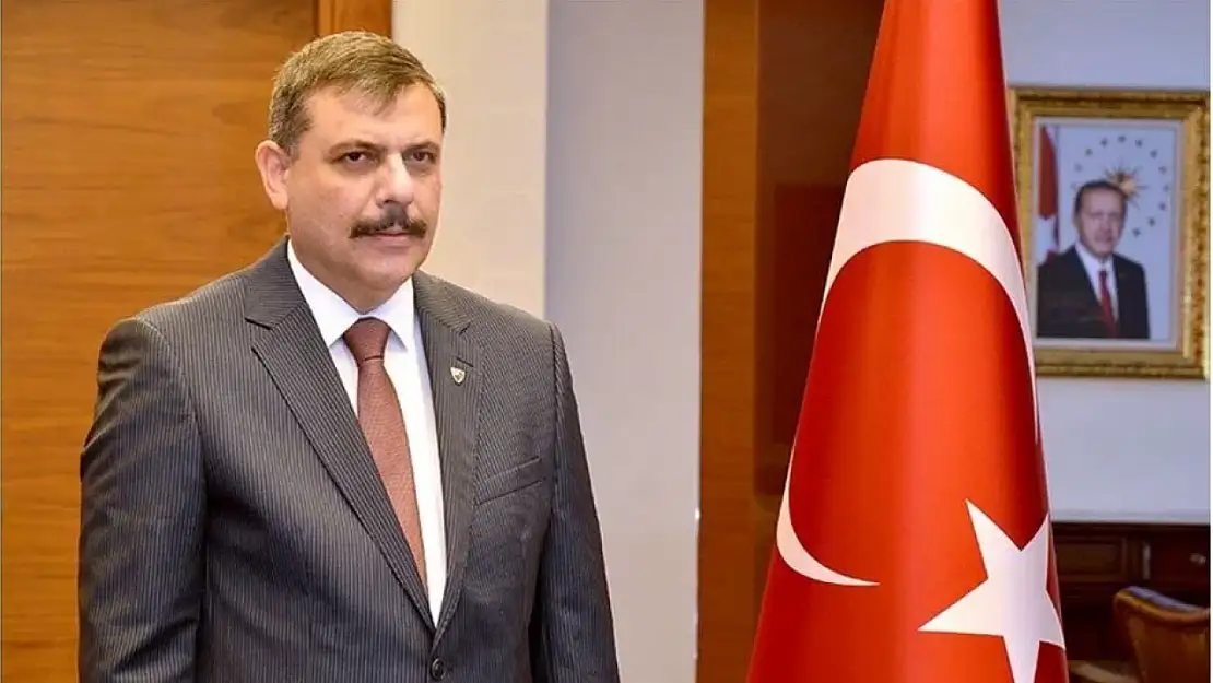 Erzurum Valisi Çiftçi, Tortum Çayı'nda rafting heyecanını yaşadı, doğa sporlarına dikkat çekti