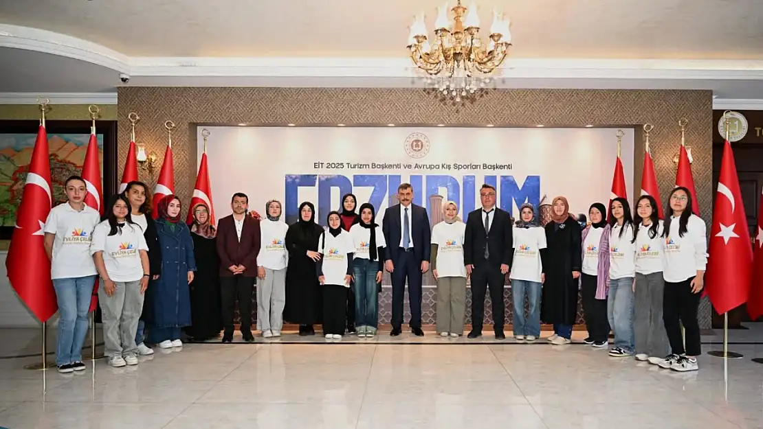 Erzurum Valisi Evliya Çelebi Öğrenci Değişim Programı Kapsamında Öğrencileri Ağırladı