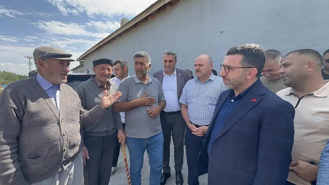 Esenyayla Köyü'nde Vatandaşlarla Buluşma: AK Parti Yatırımlarını Paylaştı