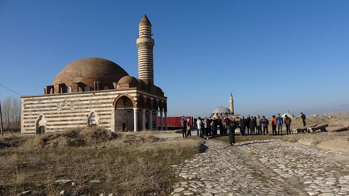 Eski Van Şehri'nde tarihe yolculuk